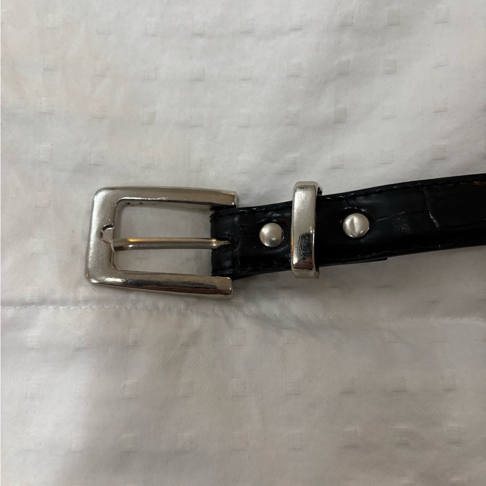 Women's Black Croc-Texture Belt with Silver Buckle